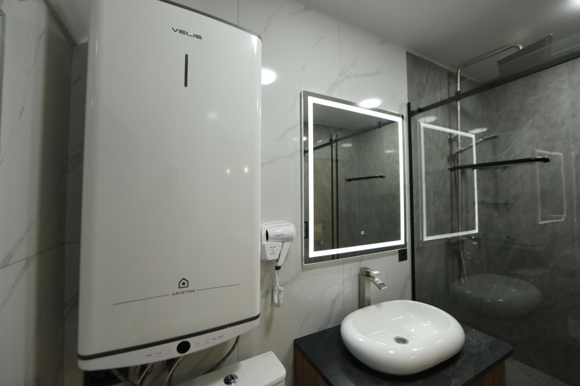 Cozy Hostel Bisjkek Eksteriør billede
