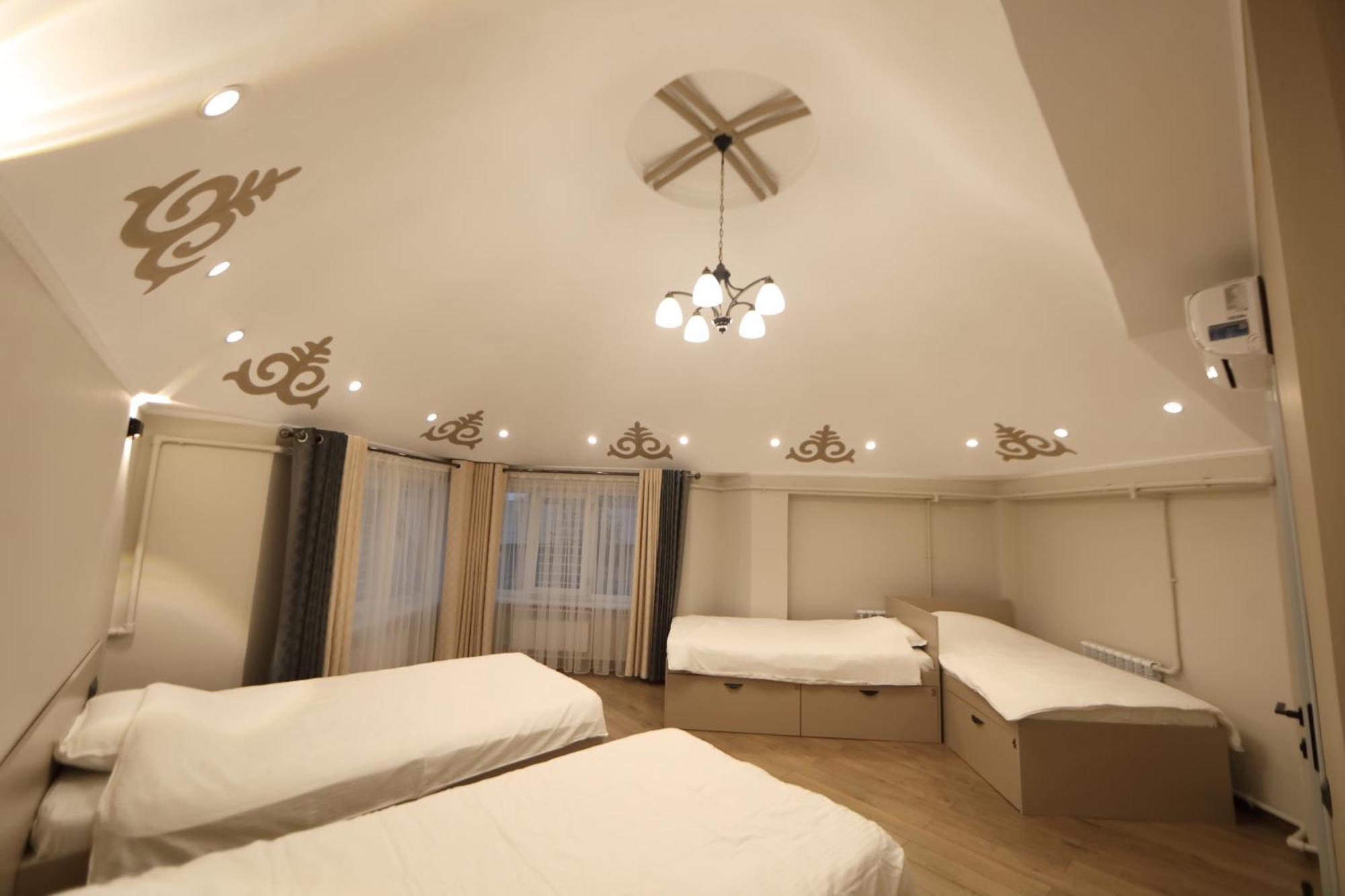 Cozy Hostel Bisjkek Eksteriør billede